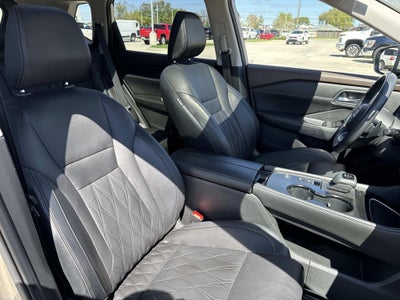 2022 Nissan Rogue Platinum FWD