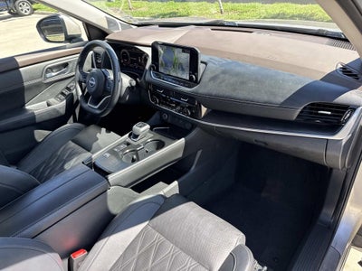 2022 Nissan Rogue Platinum FWD