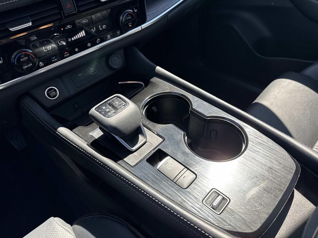 2022 Nissan Rogue Platinum FWD