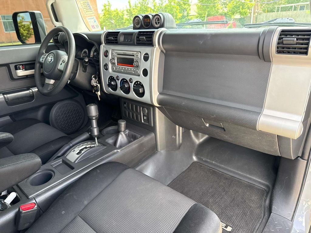 2014 Toyota FJ Cruiser Base