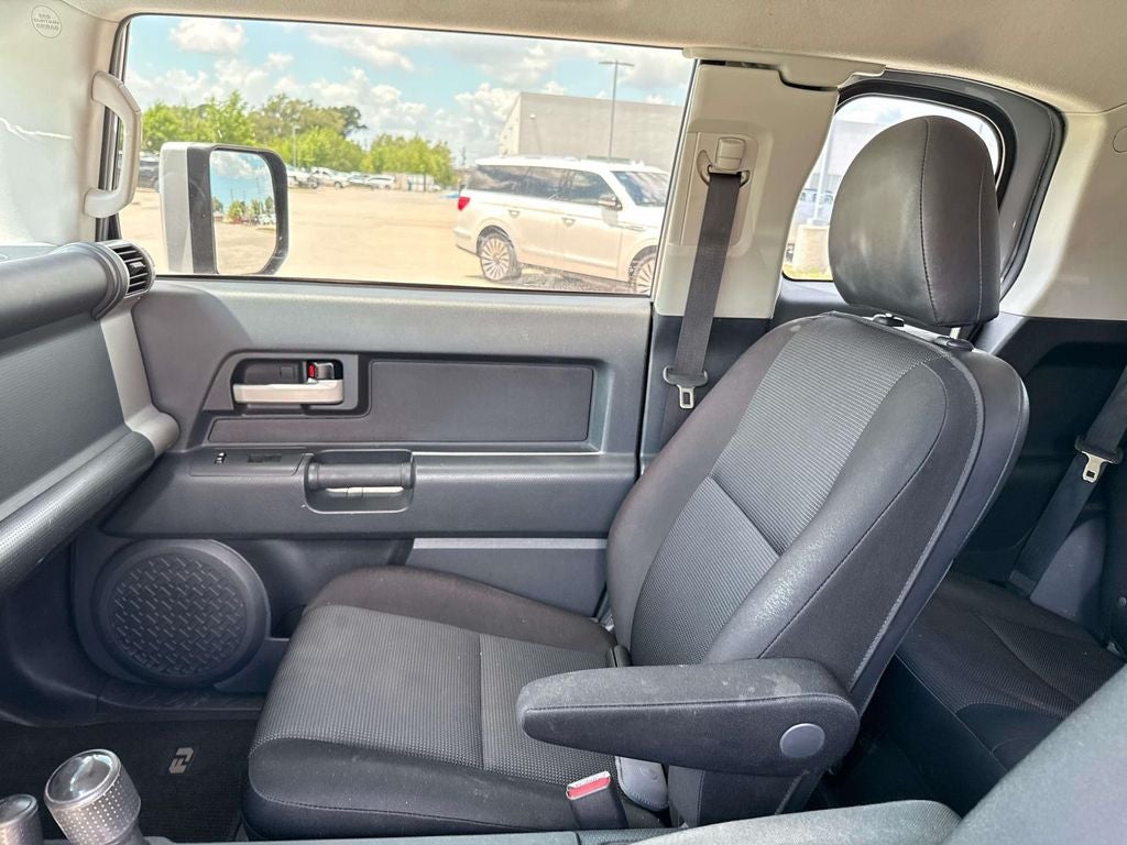 2014 Toyota FJ Cruiser Base