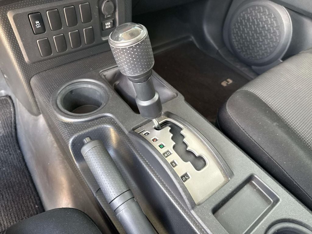 2014 Toyota FJ Cruiser Base