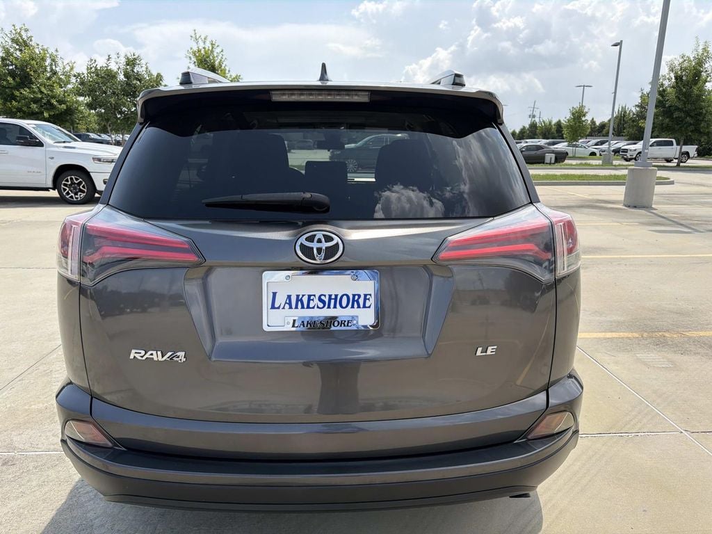 2018 Toyota RAV4 LE