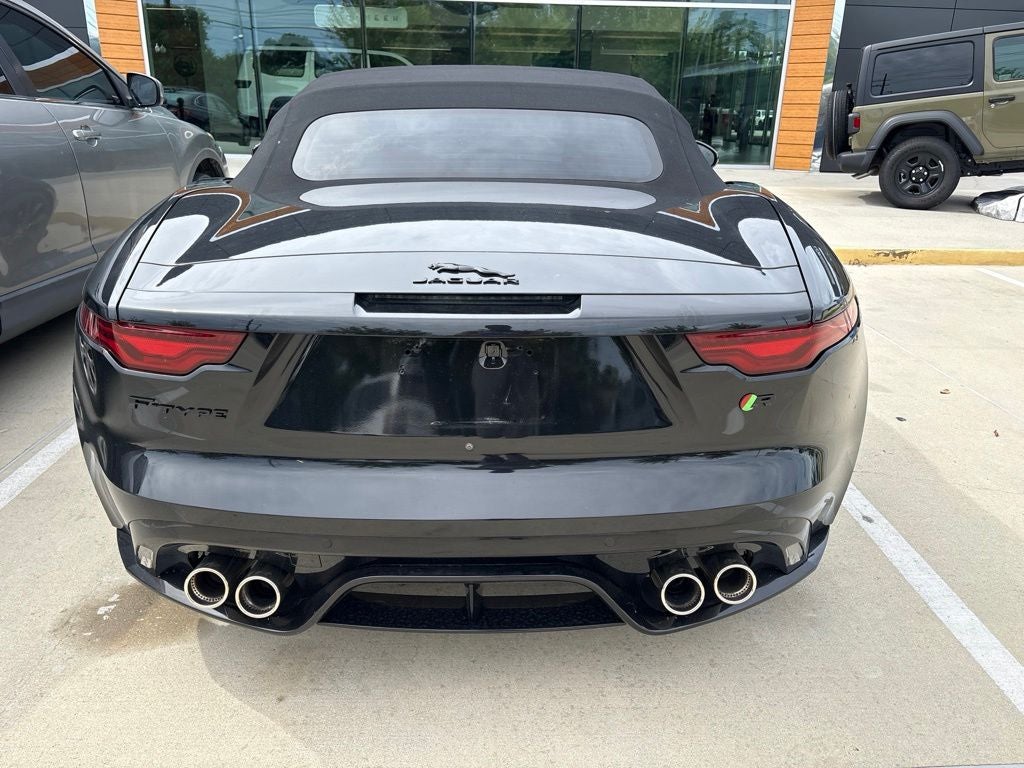 2022 Jaguar F-TYPE R