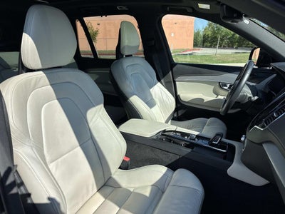 2021 Volvo XC90 Recharge Plug-In Hybrid T8 R-Design 7 Passenger