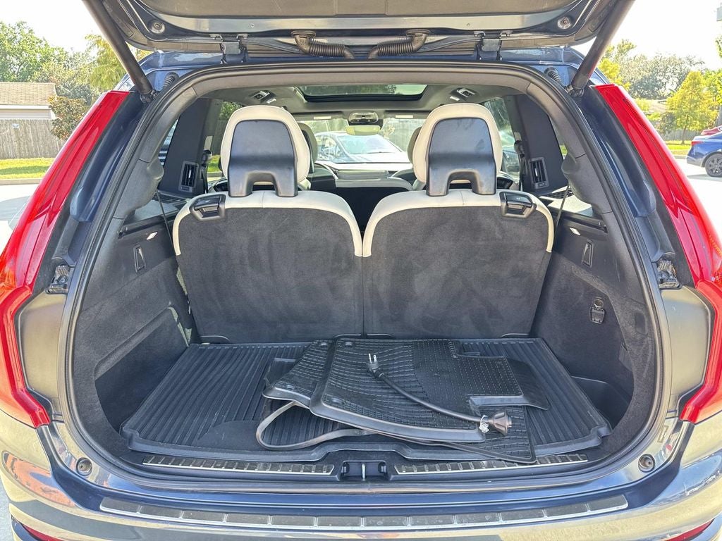 2021 Volvo XC90 Recharge Plug-In Hybrid T8 R-Design 7 Passenger