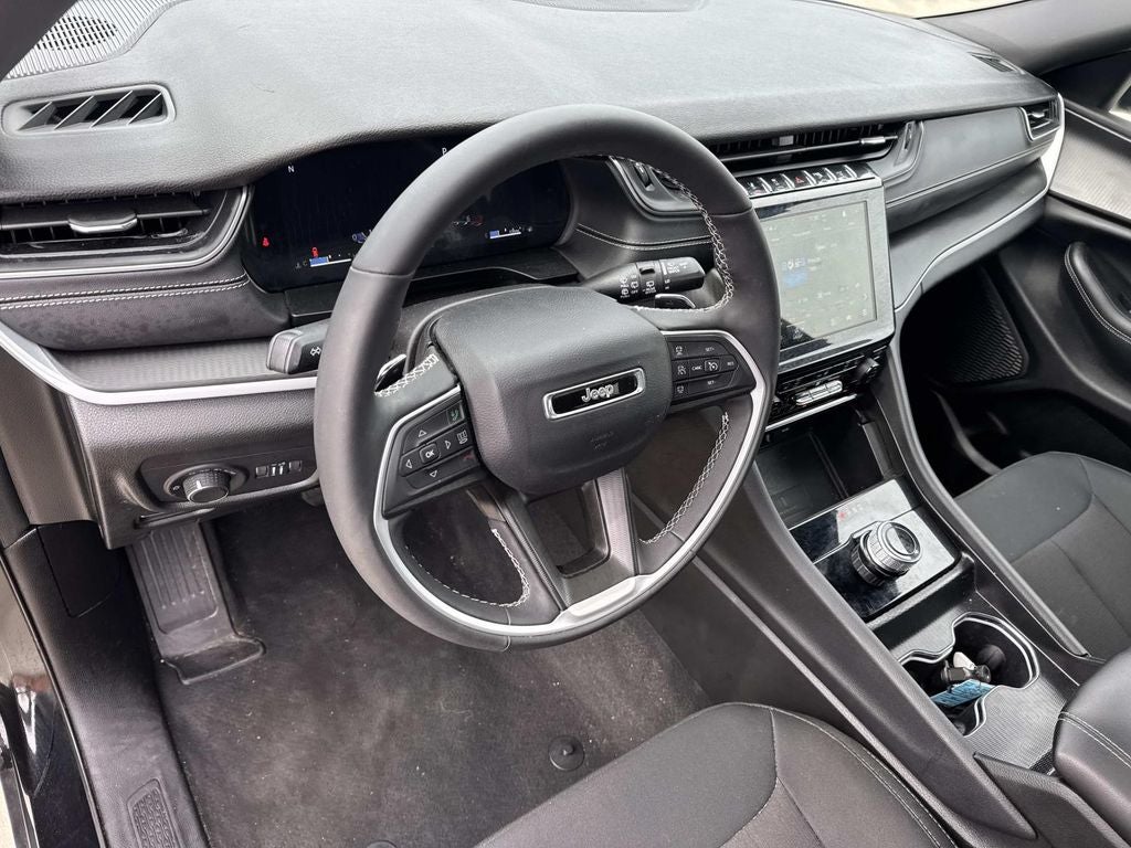 2025 Jeep Grand Cherokee Laredo X