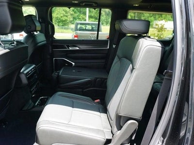2023 Jeep Wagoneer Series III