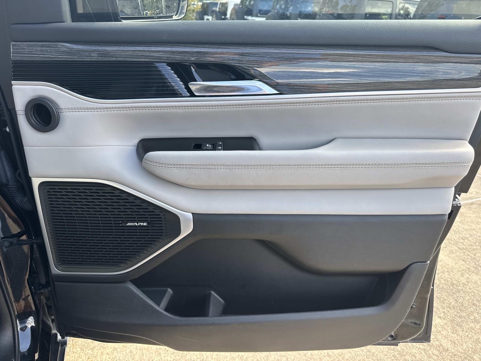 2022 Jeep Wagoneer Series III 4x2
