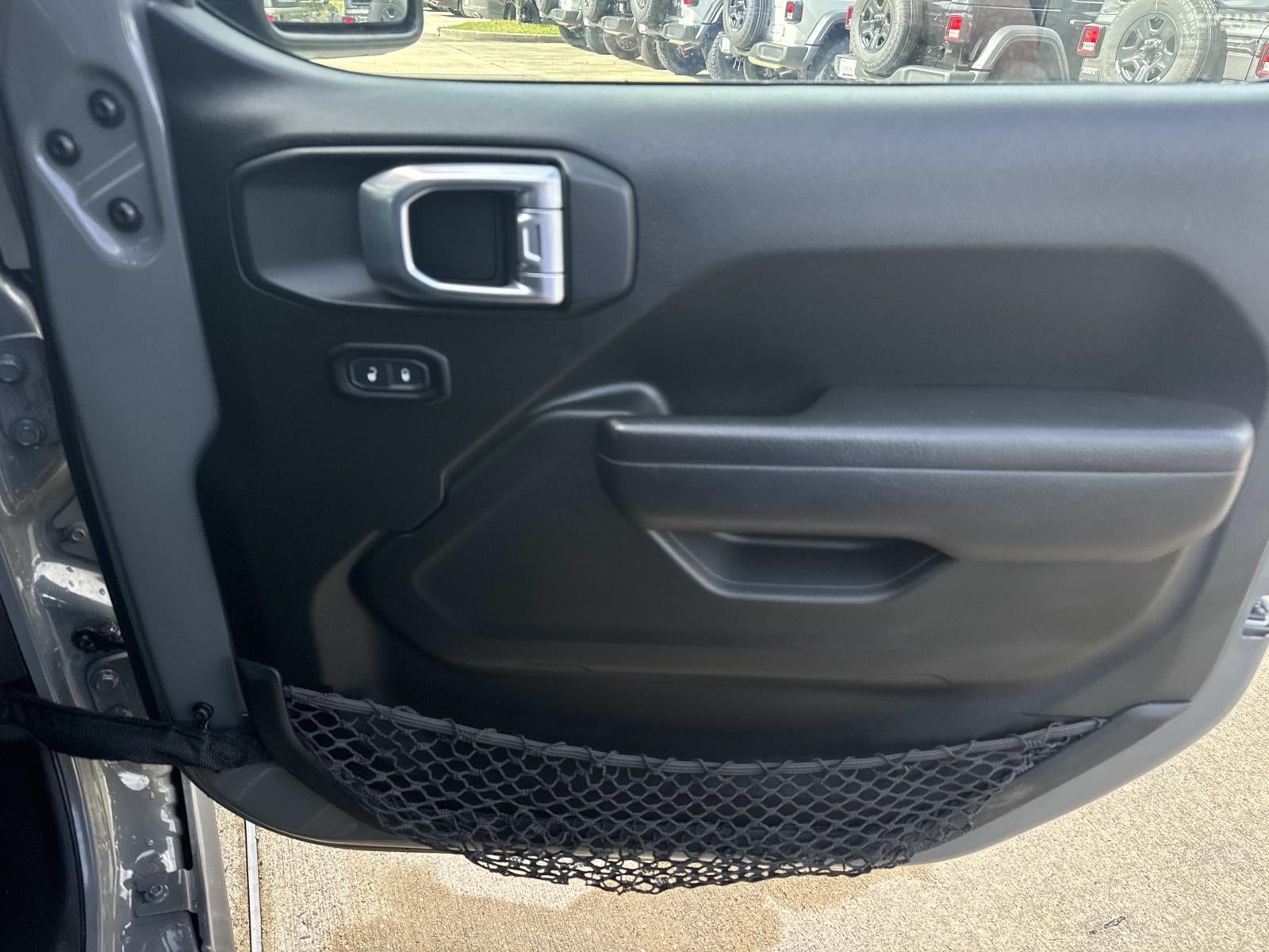 2022 Jeep Gladiator Willys 4x4