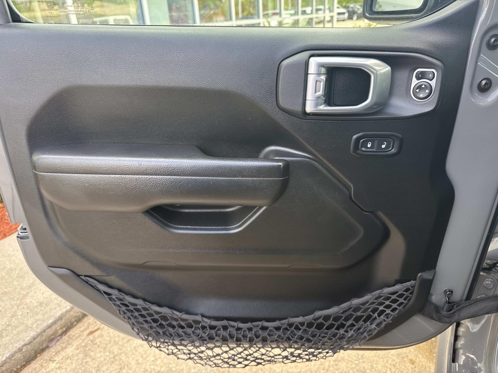 2022 Jeep Gladiator Willys 4x4