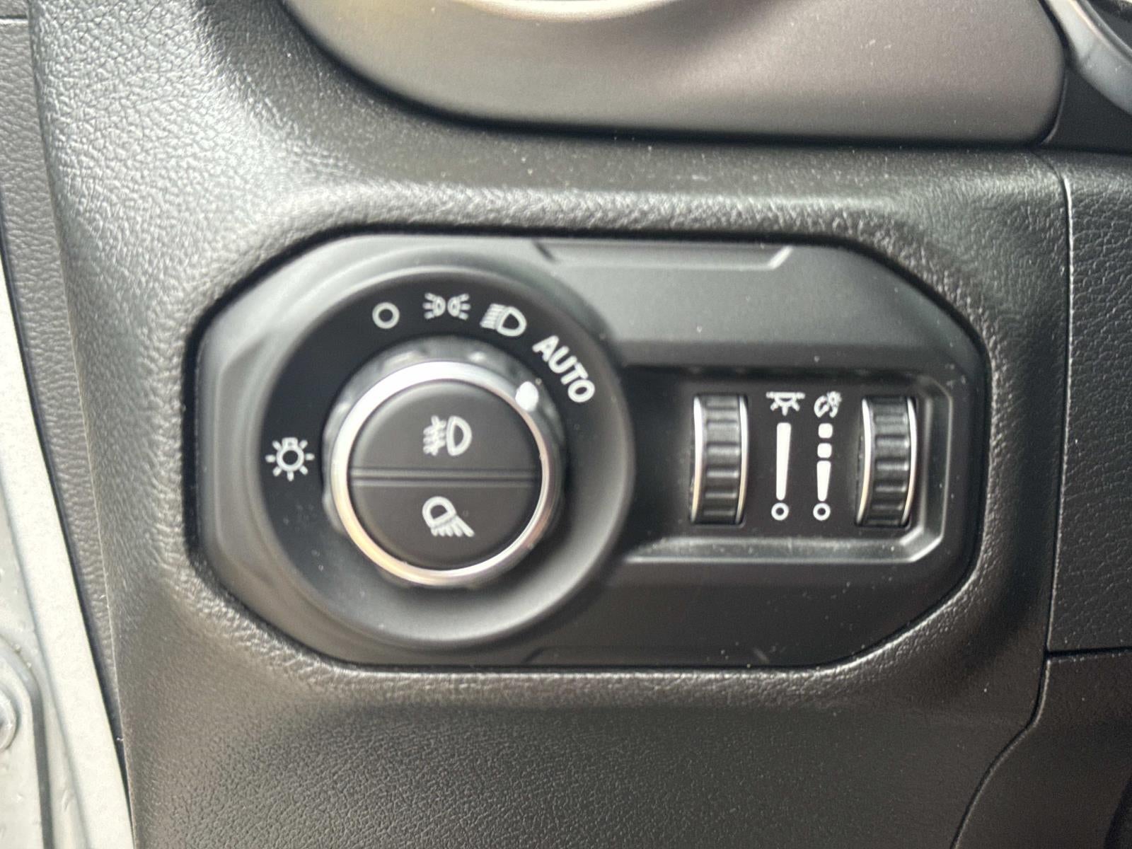 2021 Jeep Gladiator Sport S 4x4