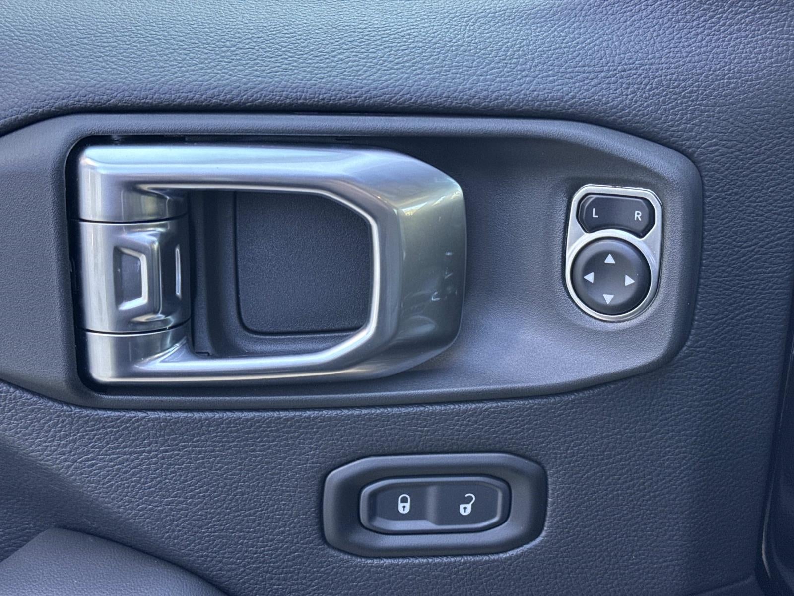 2025 Jeep Gladiator High Tide