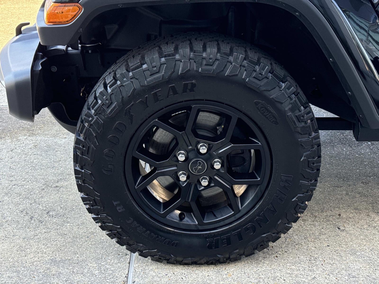 2025 Jeep Gladiator High Tide