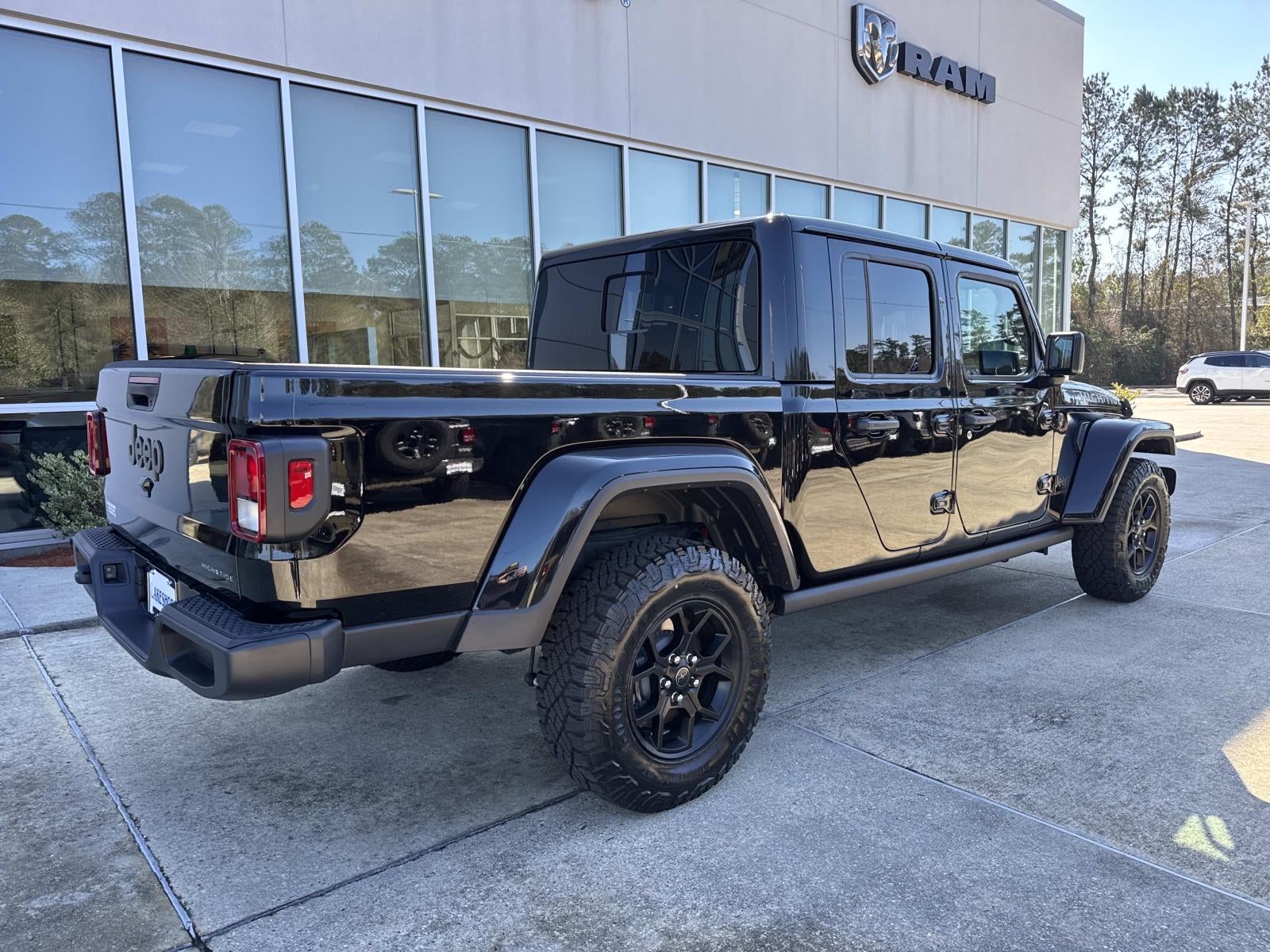 2025 Jeep Gladiator High Tide