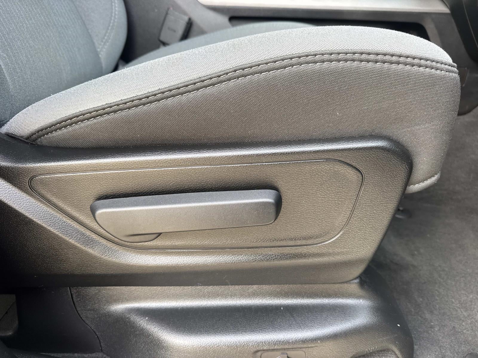 2020 RAM 1500 Big Horn Crew Cab 4x2 5'7' Box