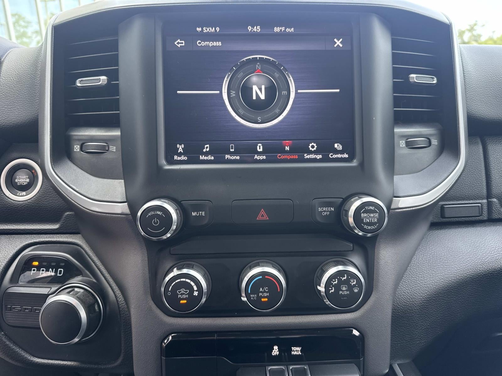 2020 RAM 1500 Big Horn Crew Cab 4x2 5'7' Box