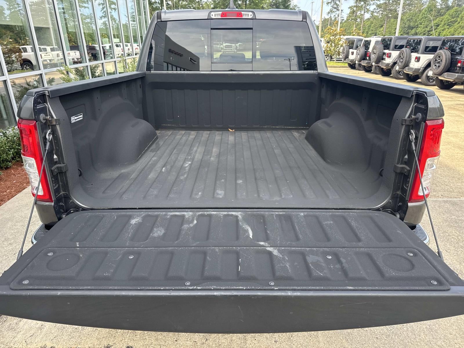 2020 RAM 1500 Big Horn Crew Cab 4x2 5'7' Box