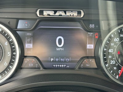 2019 RAM 1500 Laramie Crew Cab 4x2 5'7' Box