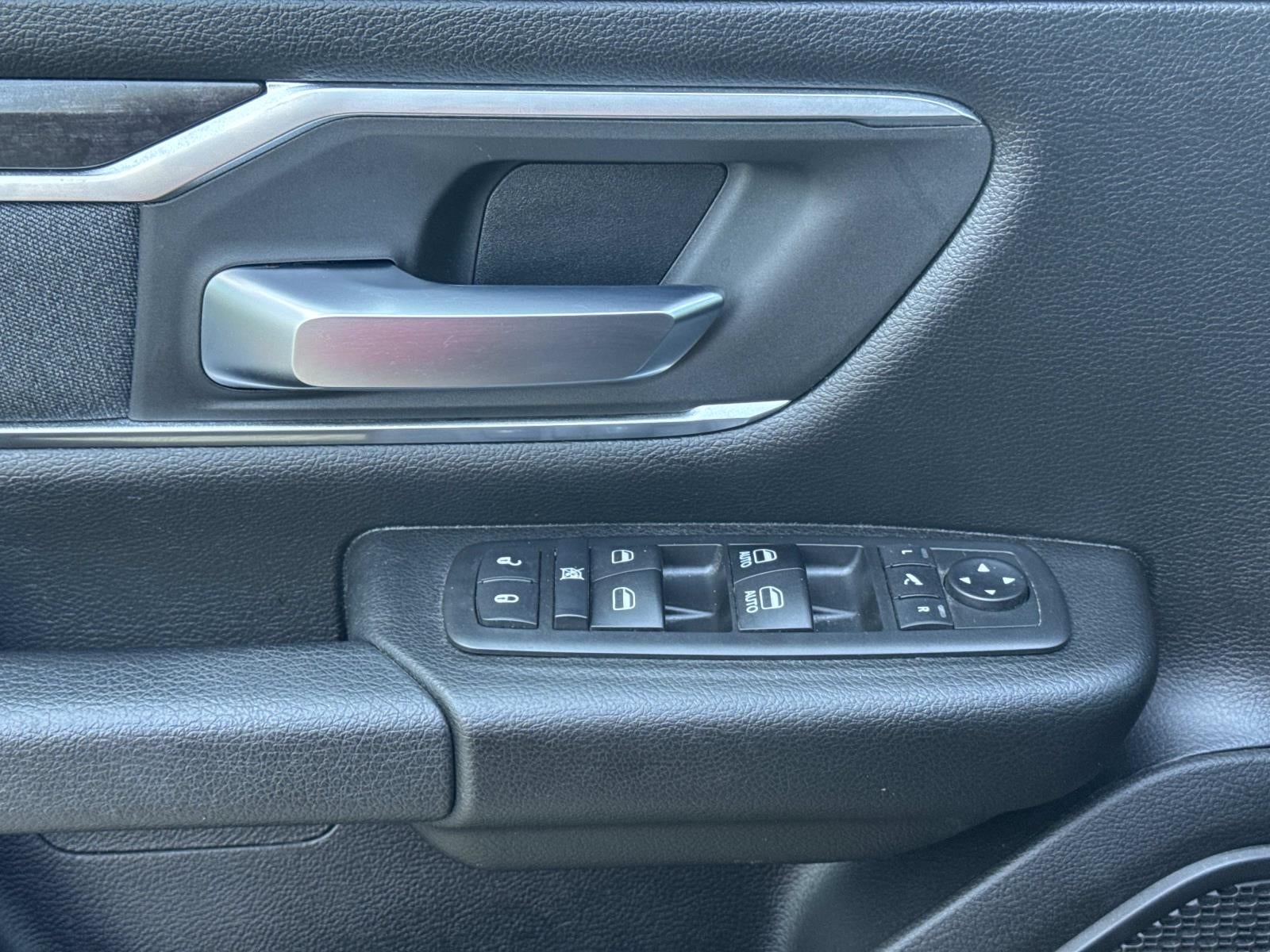 2019 RAM 1500 Big Horn/Lone Star Crew Cab 4x4 5'7' Box