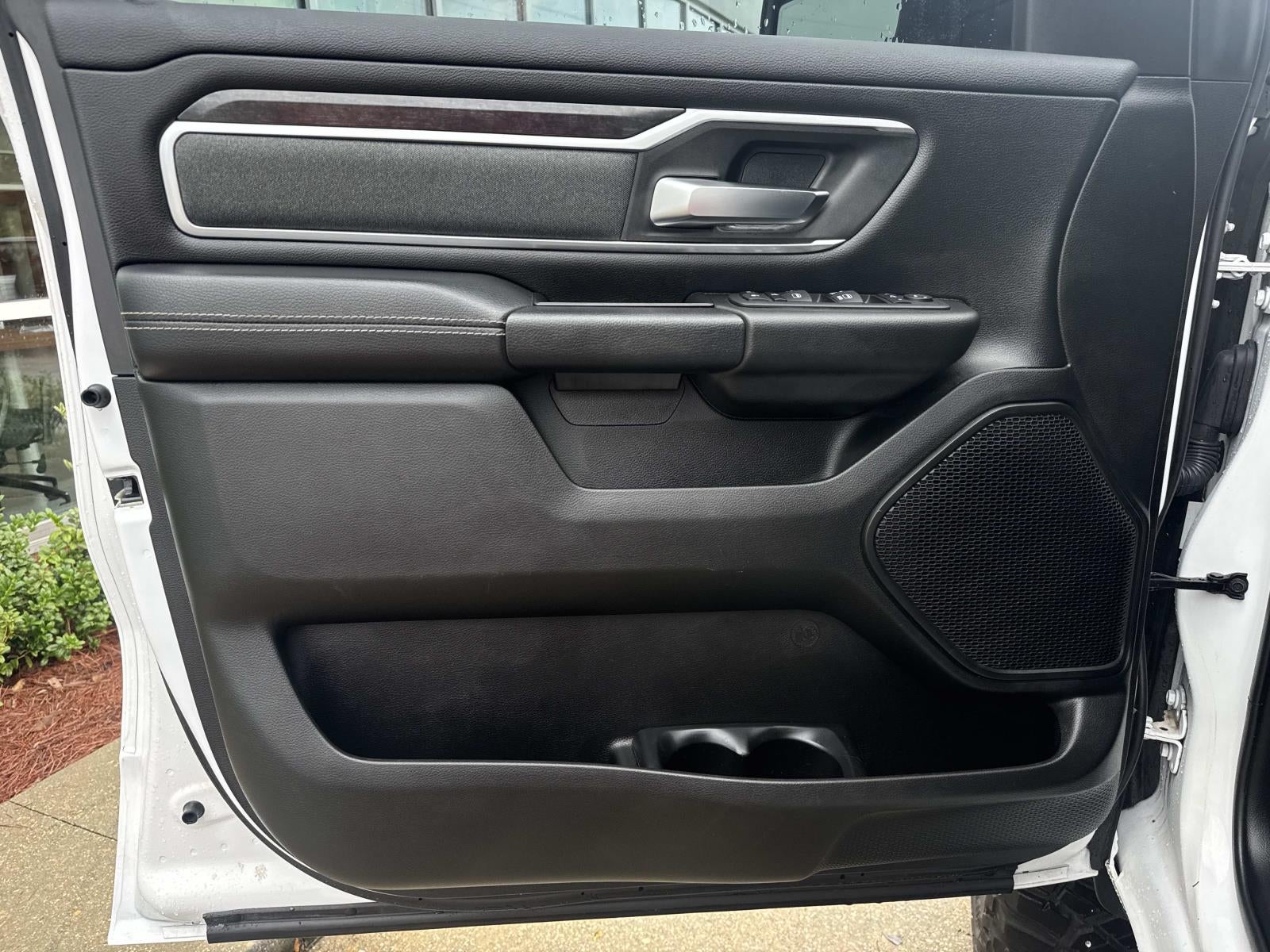 2023 RAM 1500 Big Horn Crew Cab 4x4 5'7' Box