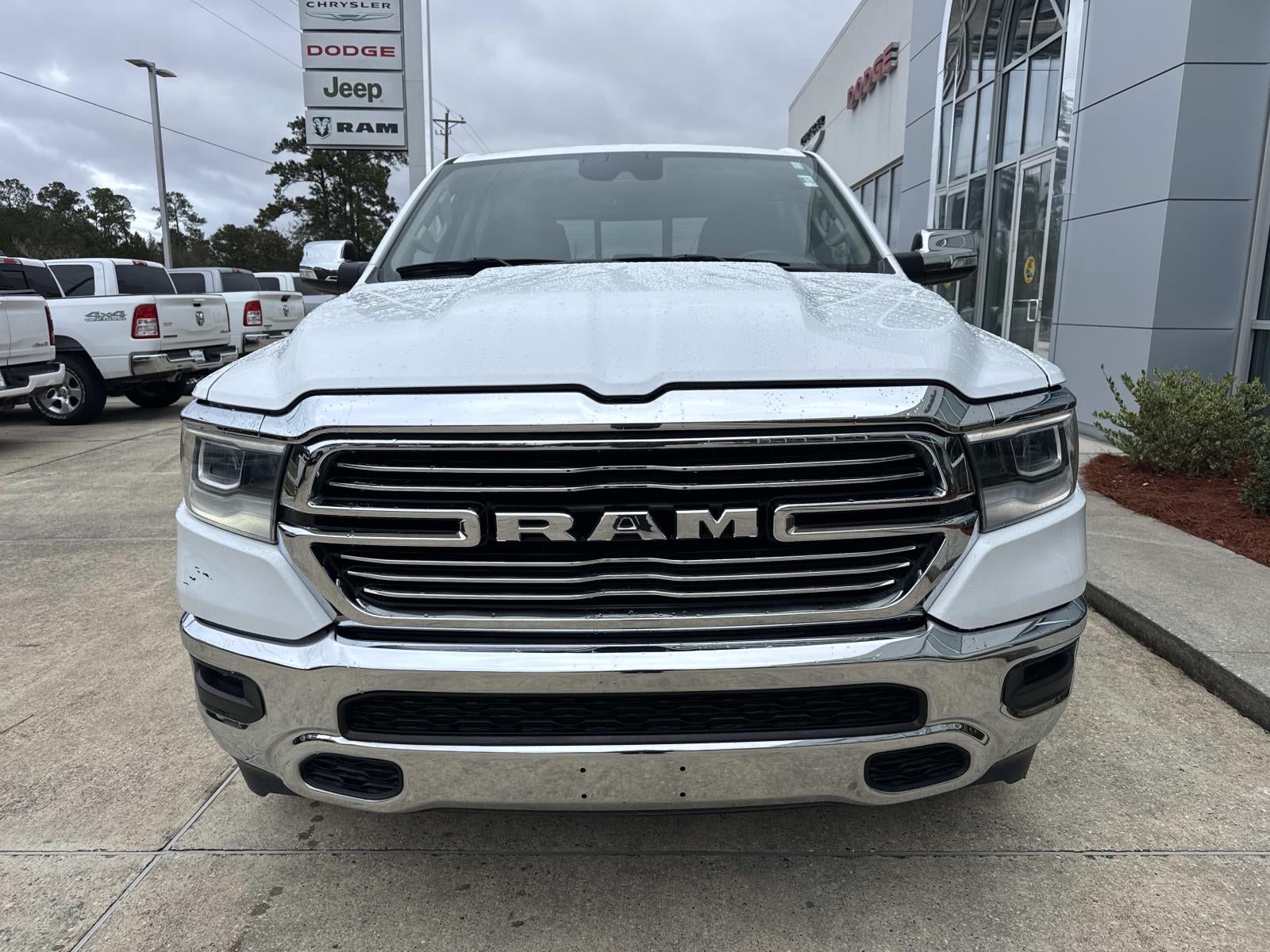2022 RAM 1500 Laramie Crew Cab 4x4 5'7' Box