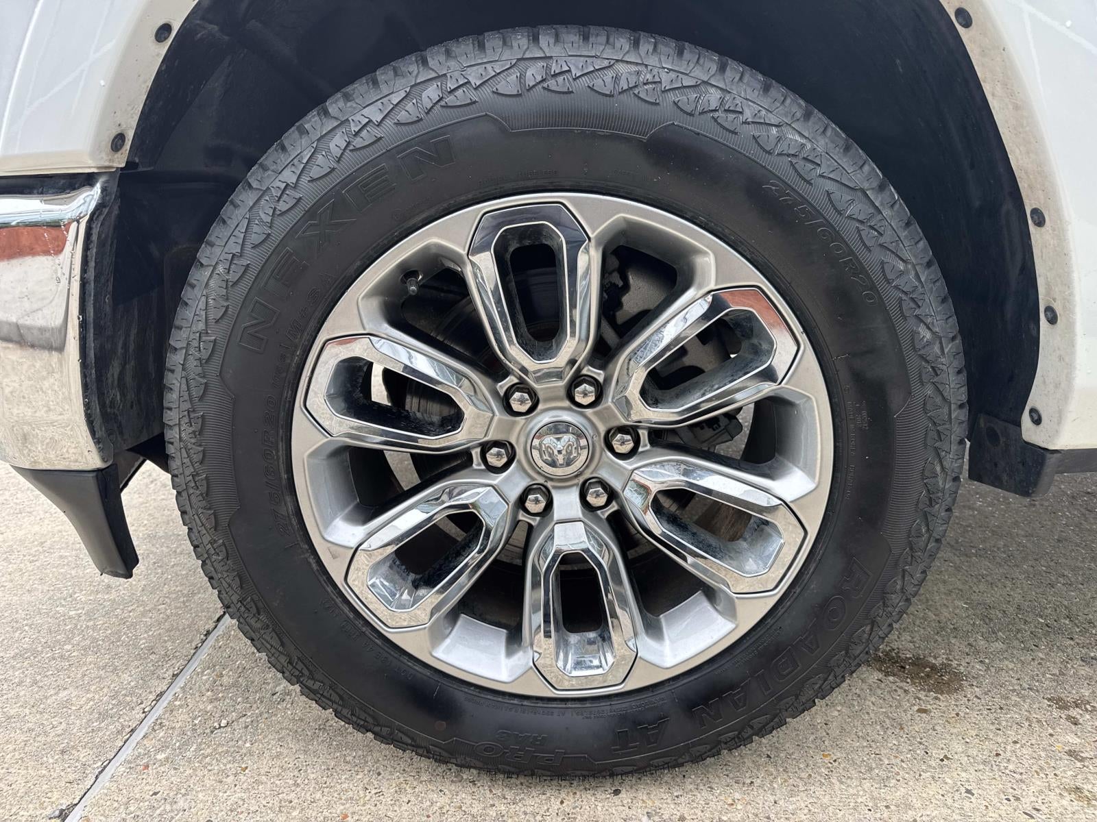 2022 RAM 1500 Laramie Crew Cab 4x4 5'7' Box