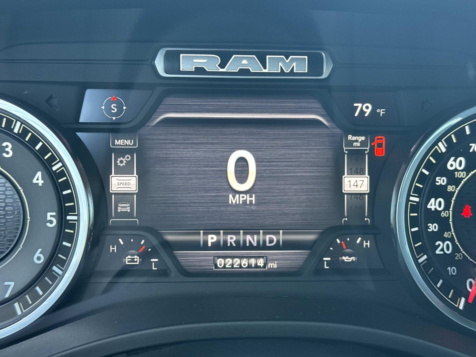 2024 RAM 1500 Laramie Crew Cab 4x4 5'7' Box