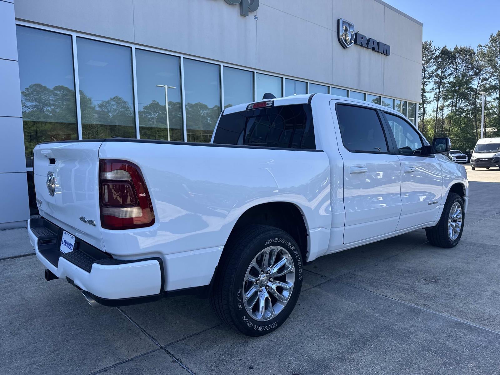 2024 RAM 1500 Laramie Crew Cab 4x4 5'7' Box