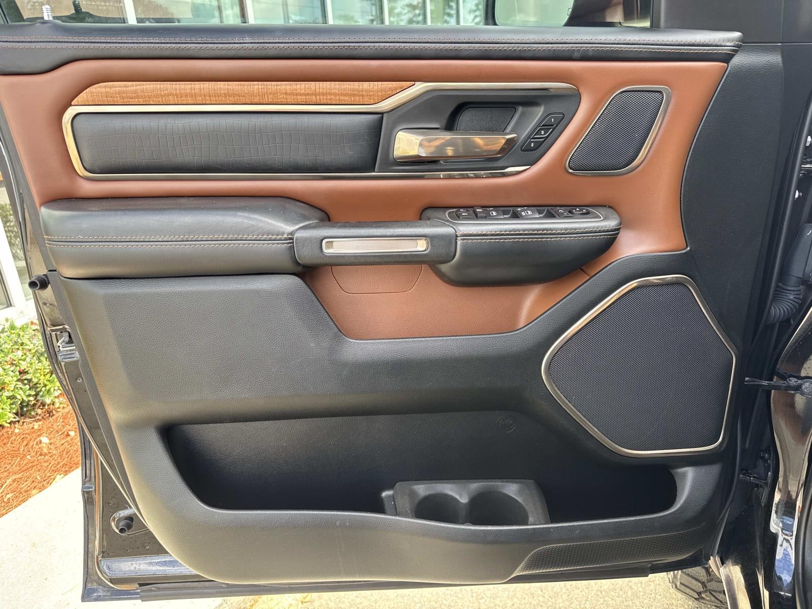 2020 RAM 1500 Laramie Longhorn Crew Cab 4x4 5'7' Box