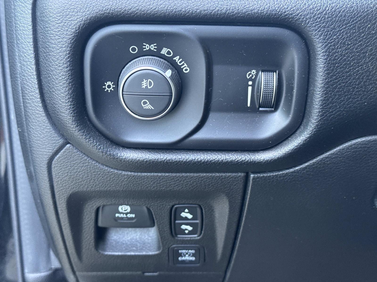 2021 RAM 1500 Rebel Crew Cab 4x4 5'7' Box