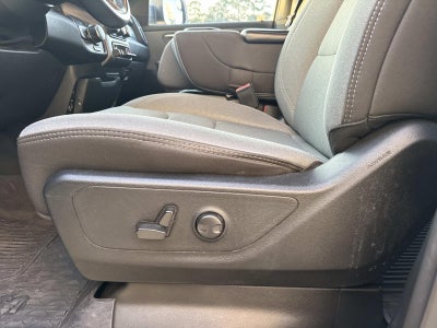 2022 RAM 1500 Big Horn Crew Cab 4x4 6'4' Box