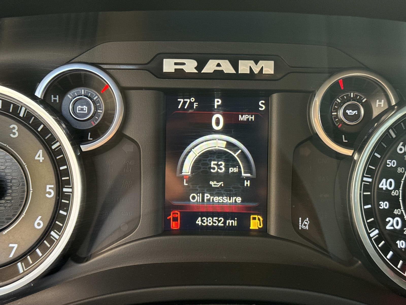 2022 RAM 1500 Big Horn Crew Cab 4x4 6'4' Box