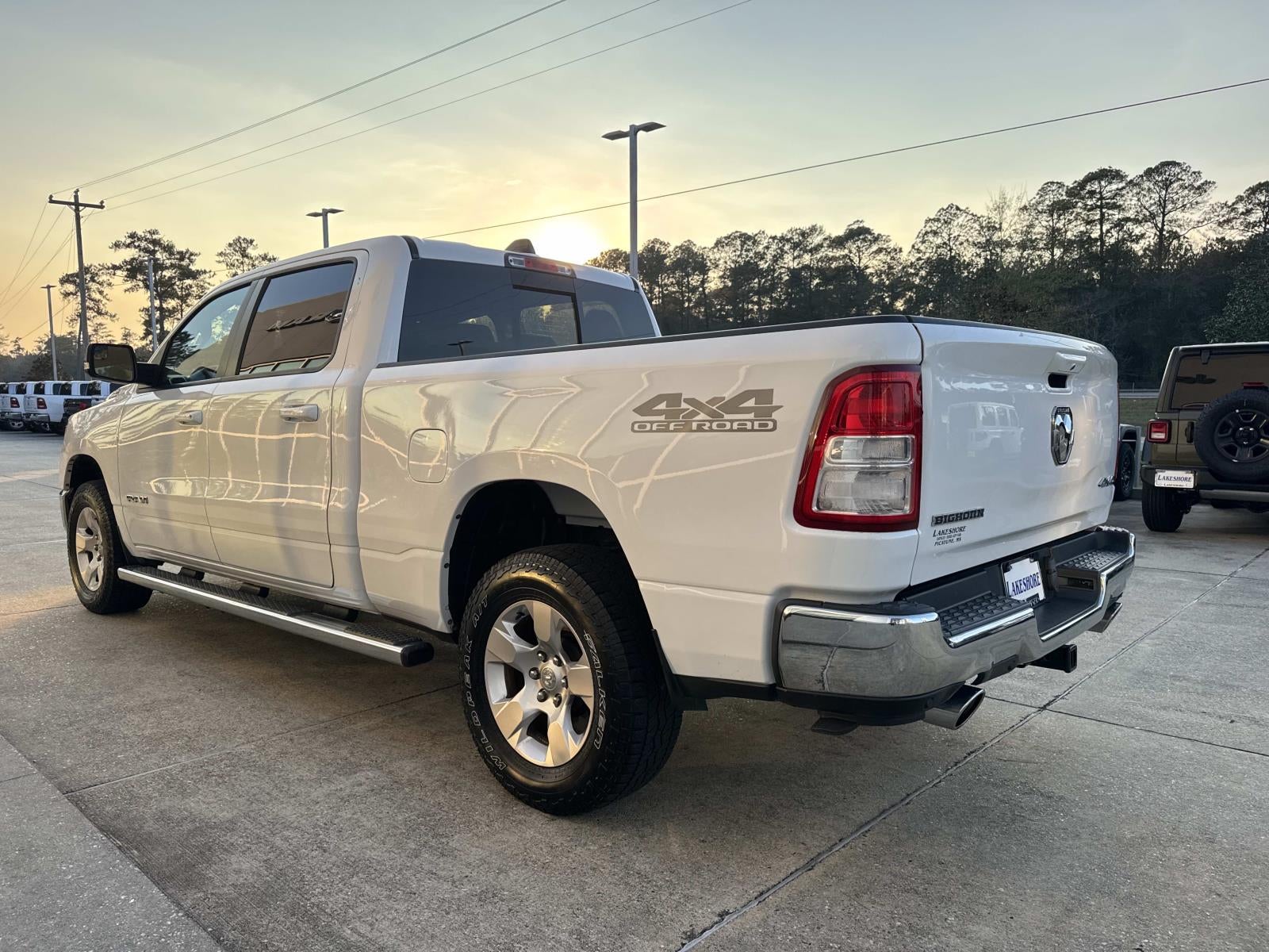2022 RAM 1500 Big Horn Crew Cab 4x4 6'4' Box
