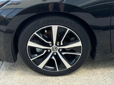 2022 Nissan Maxima SV