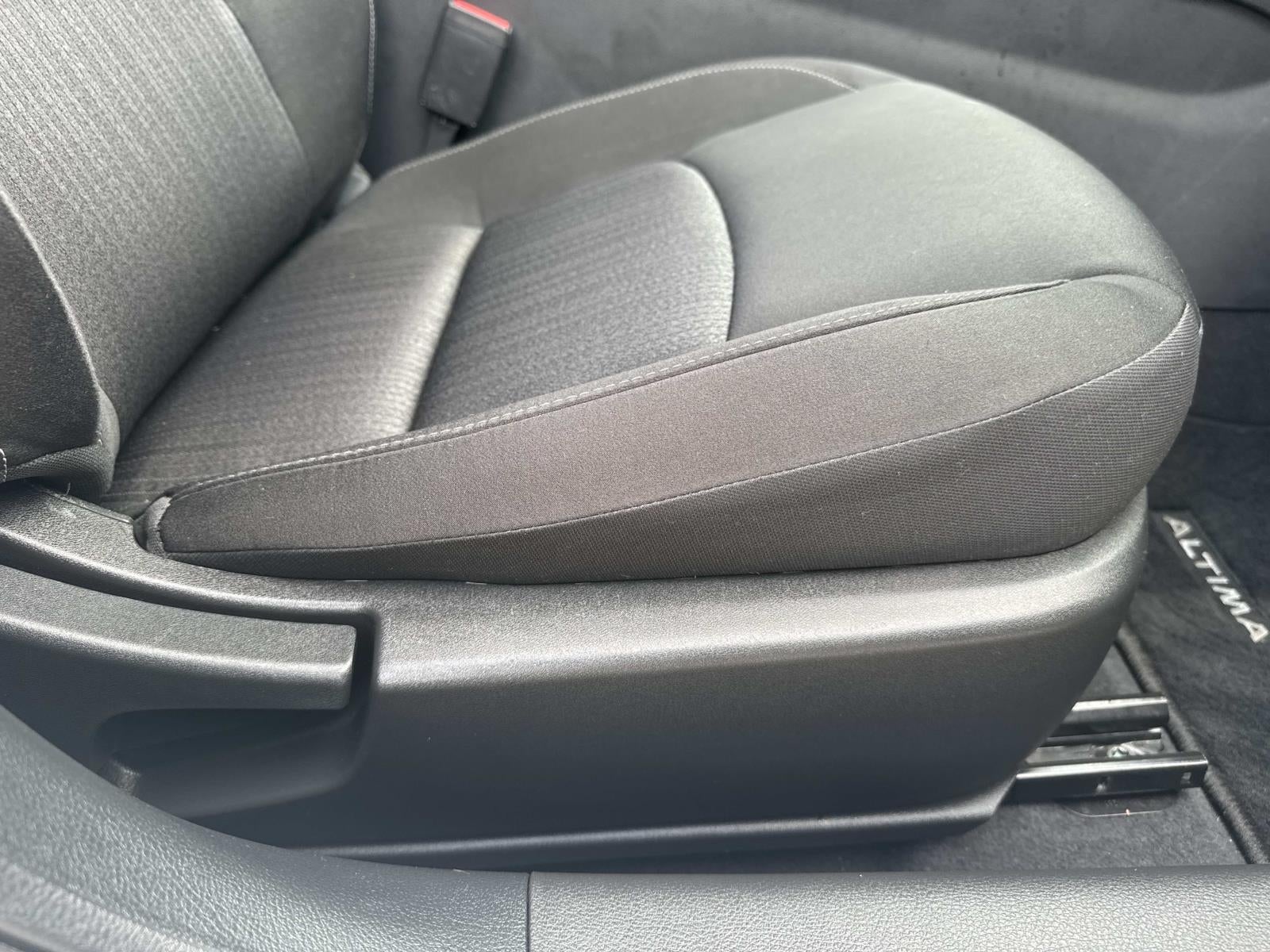 2022 Nissan Altima S FWD