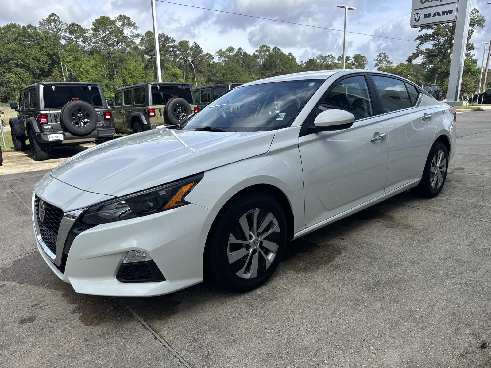 2022 Nissan Altima S FWD