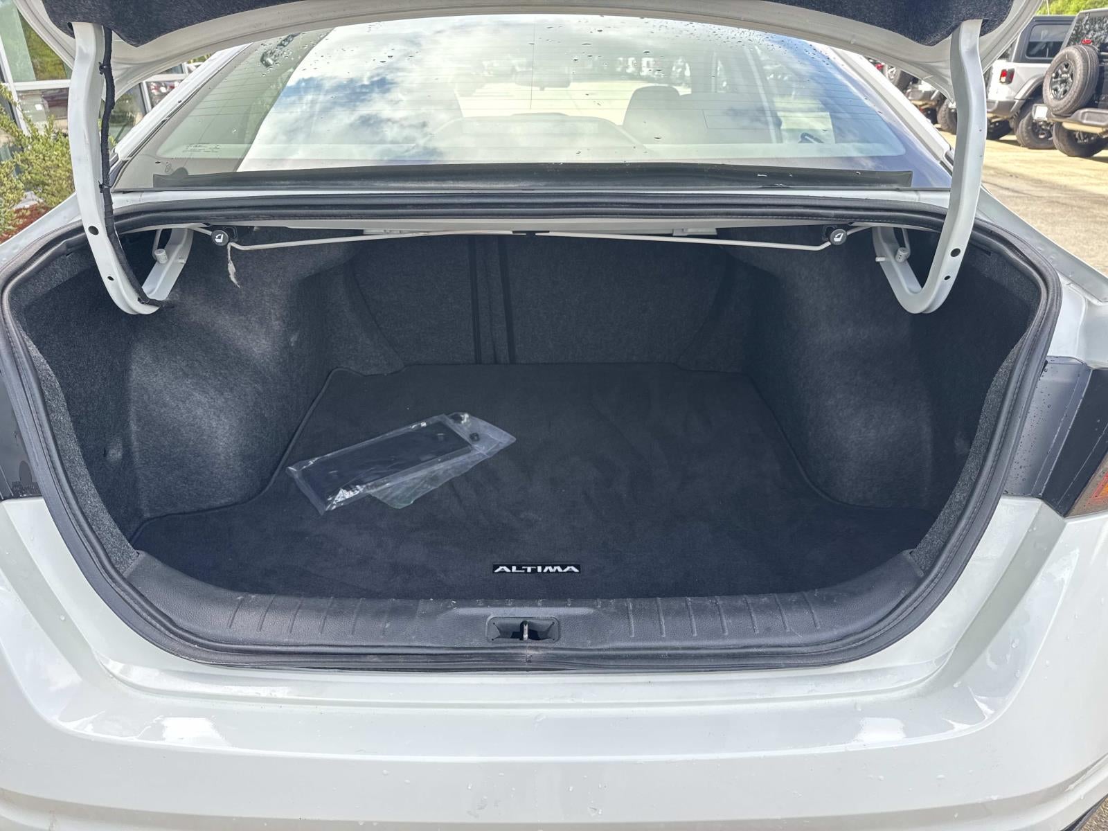 2022 Nissan Altima S FWD