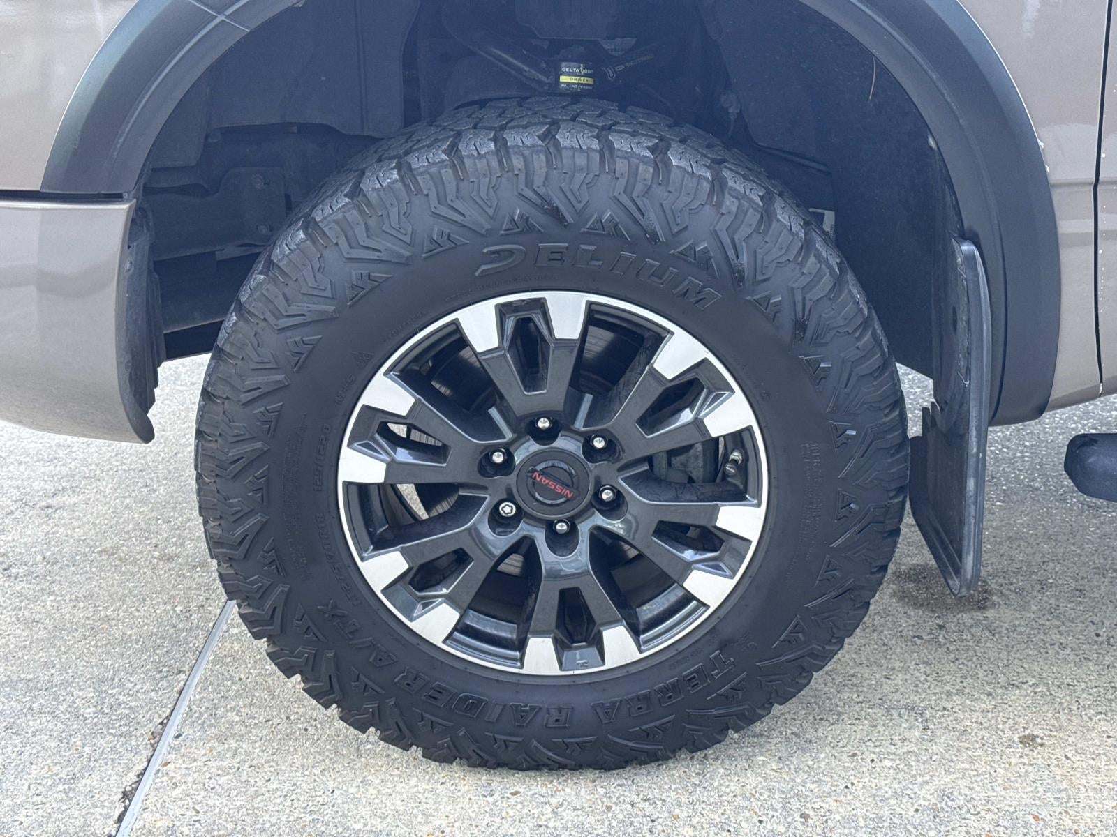 2021 Nissan TITAN Crew Cab PRO-4X 4x4