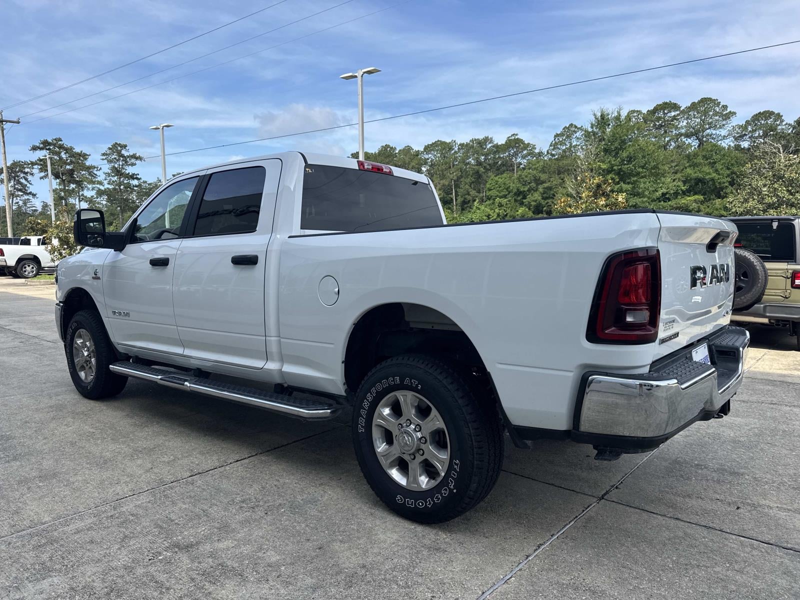 2025 RAM Ram 2500 Big Horn Crew Cab 4x4 6'4' Box