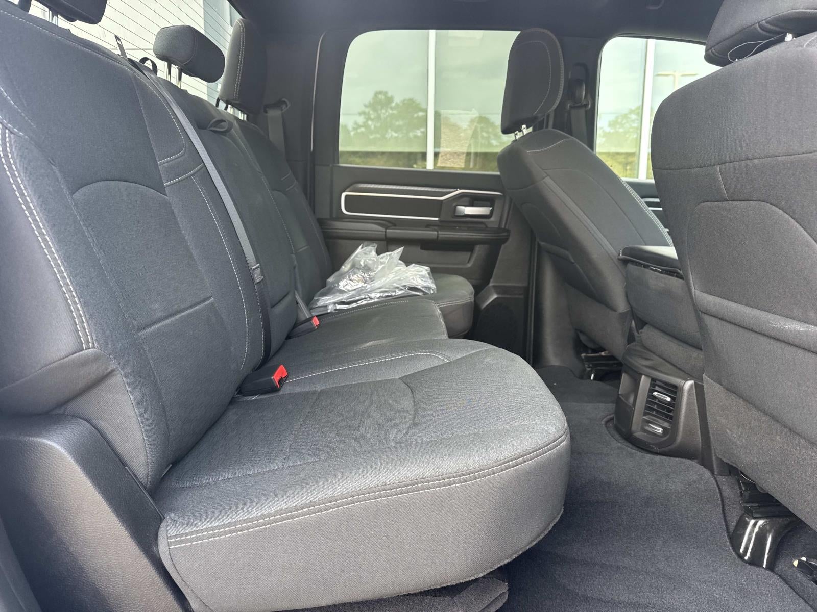 2025 RAM Ram 2500 Big Horn Crew Cab 4x4 6'4' Box
