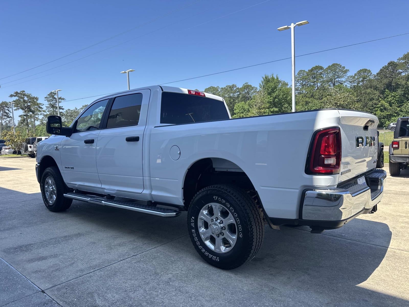 2025 RAM Ram 2500 Big Horn Crew Cab 4x4 6'4' Box