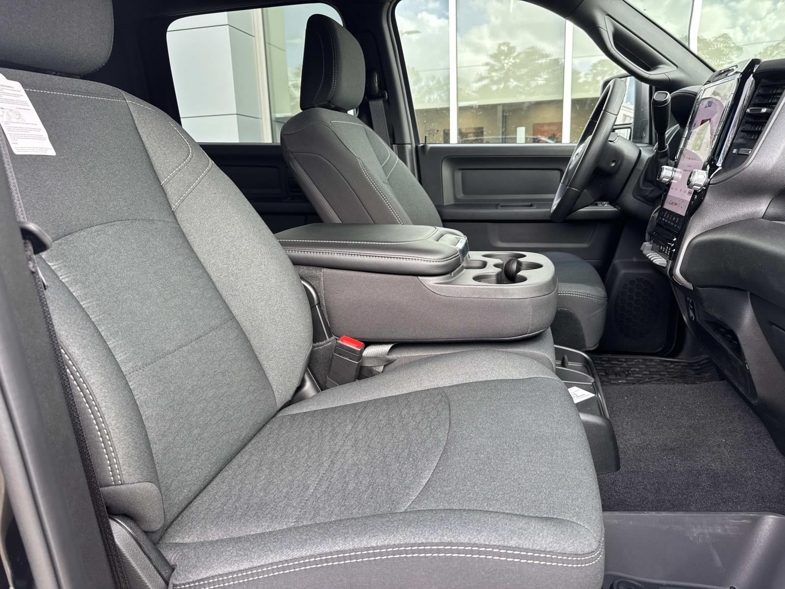 2026 RAM Ram 3500 Tradesman Crew Cab 4x4 8' Box