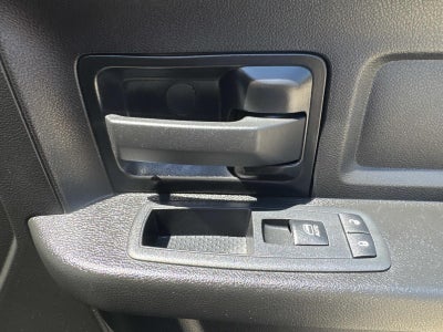 2022 RAM 1500 Classic Tradesman Crew Cab 4x4 5'7' Box
