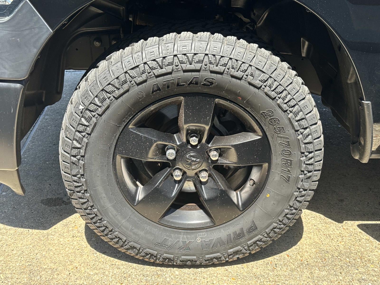 2022 RAM 1500 Classic Tradesman Crew Cab 4x4 5'7' Box