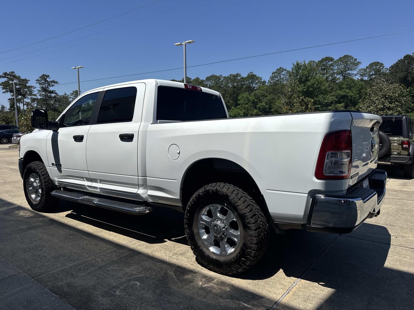 2024 RAM Ram 2500 Big Horn Crew Cab 4x4 6'4' Box