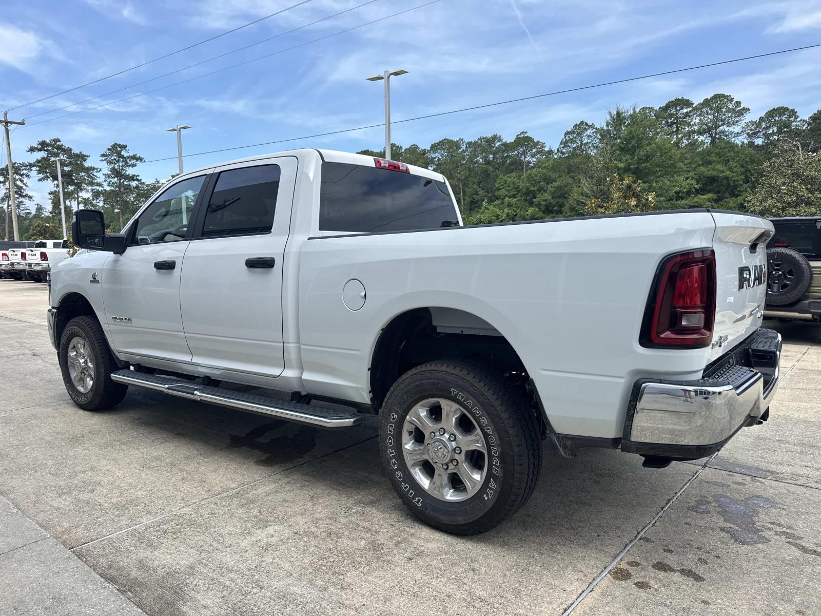 2025 RAM Ram 2500 Lone Star Crew Cab 4x4 6'4' Box