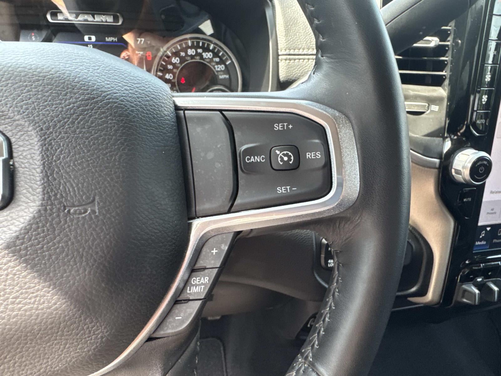 2024 RAM Ram 2500 Laramie Crew Cab 4x4 6'4' Box