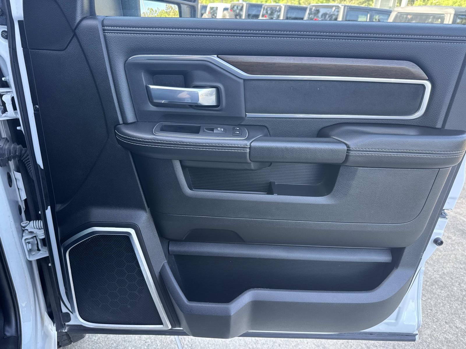 2024 RAM Ram 2500 Laramie Crew Cab 4x4 6'4' Box