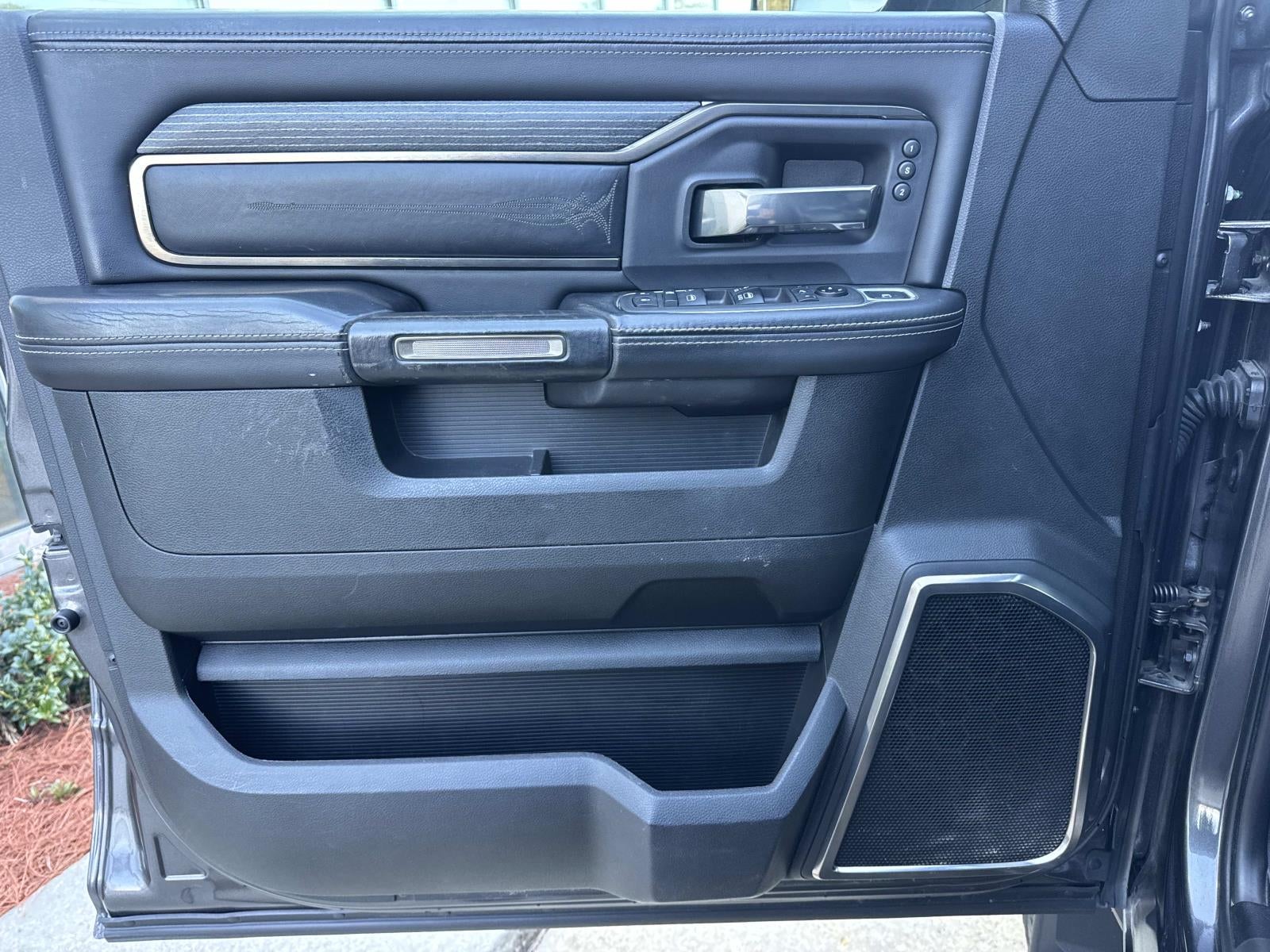 2021 RAM Ram 2500 Limited Mega Cab 4x4 6'4' Box